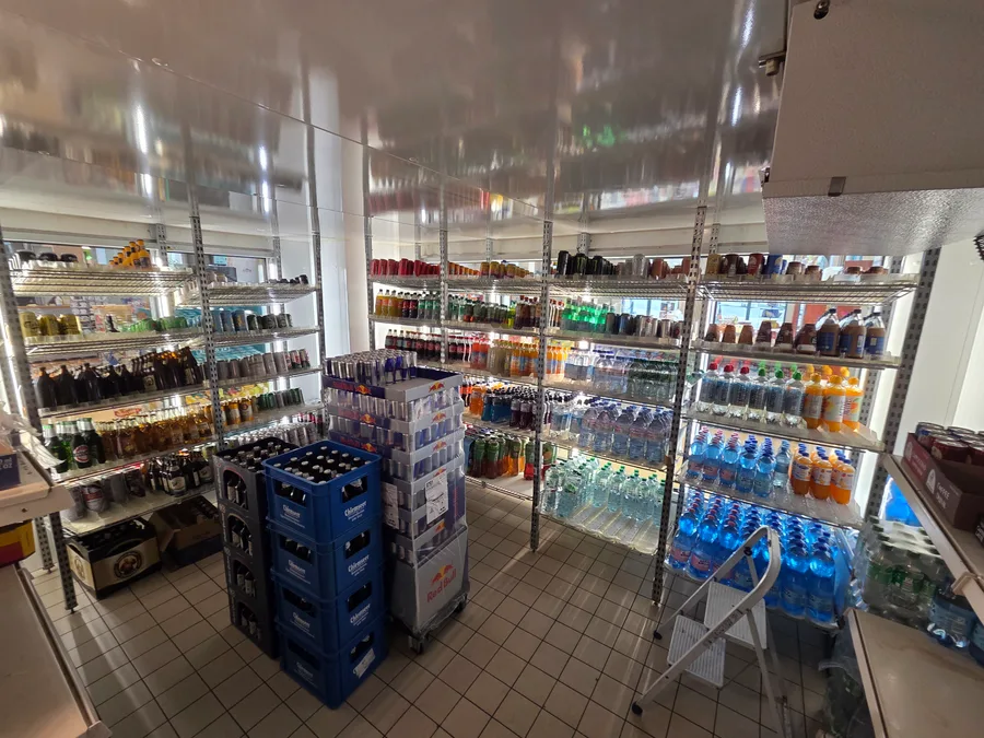 Cold room with glass doors for front access