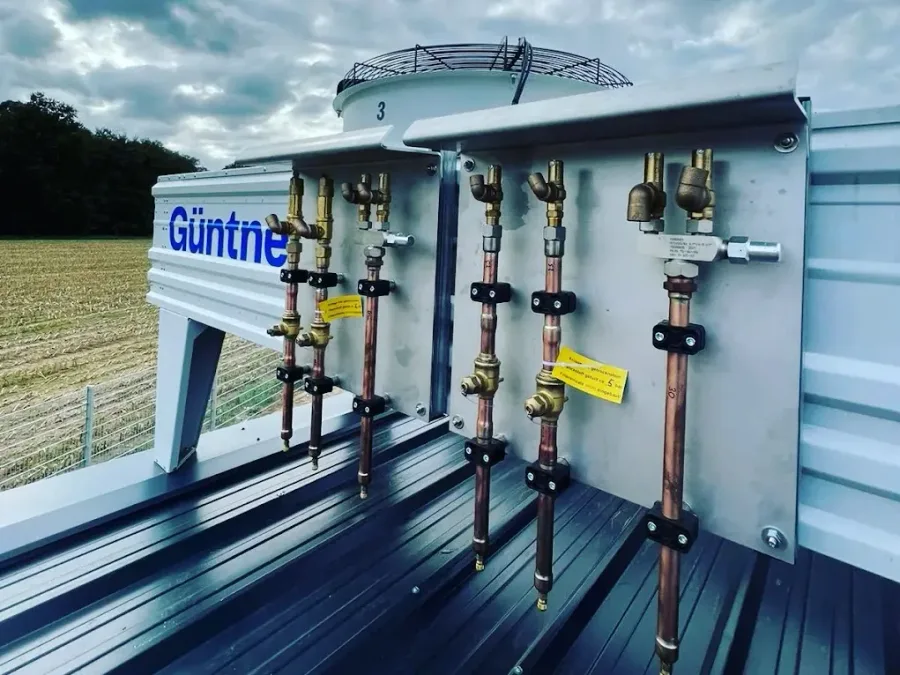 CO2 gas cooler (Guentner)