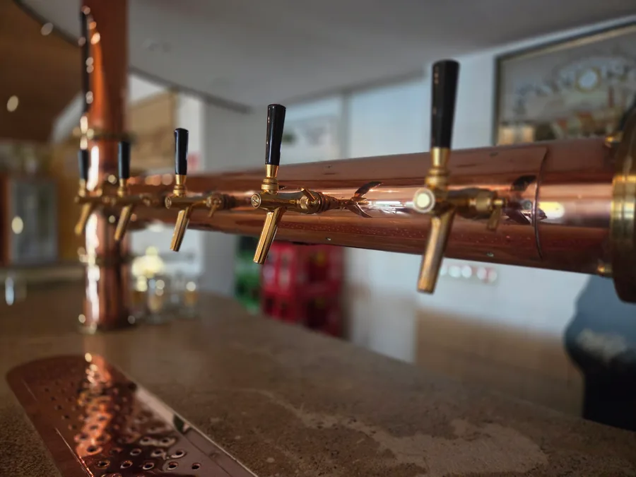 Dispensing system in the bar area