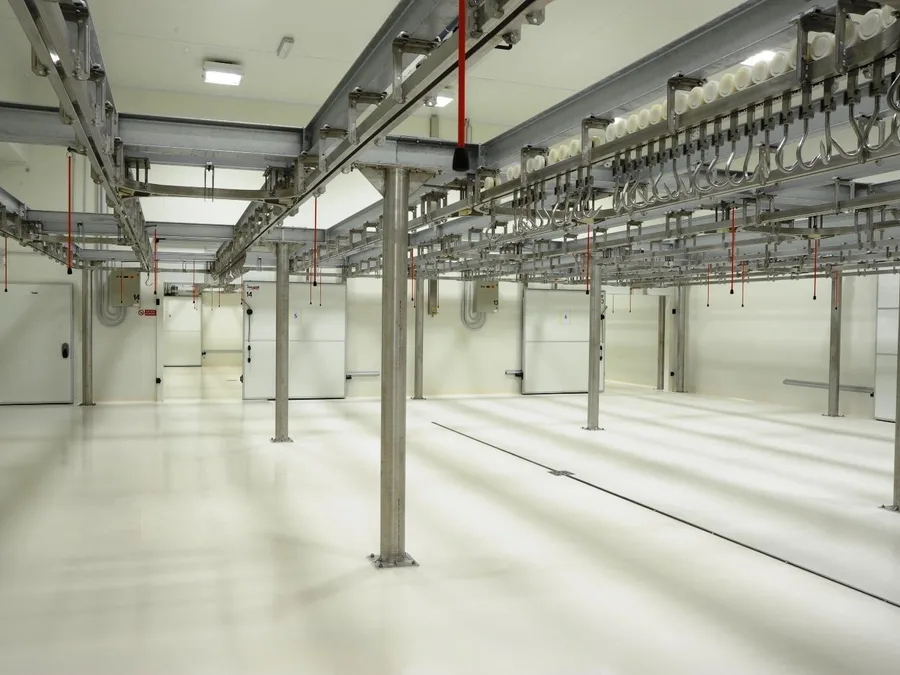 Rail system in game cooling